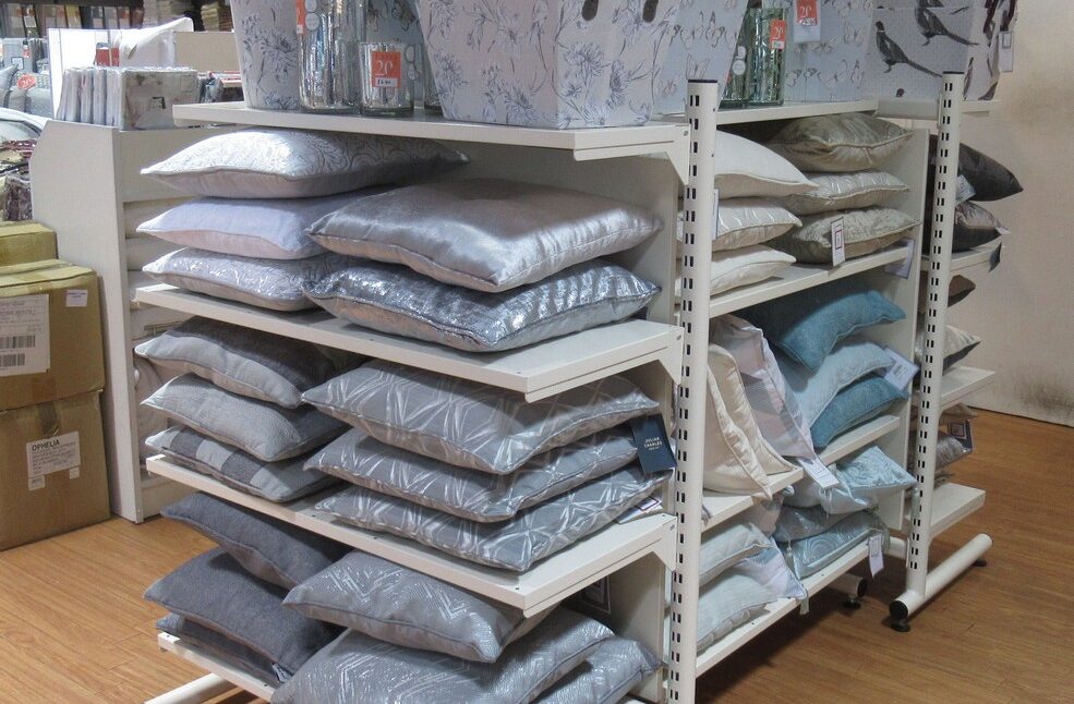 Gondola Unit for soft furnishings