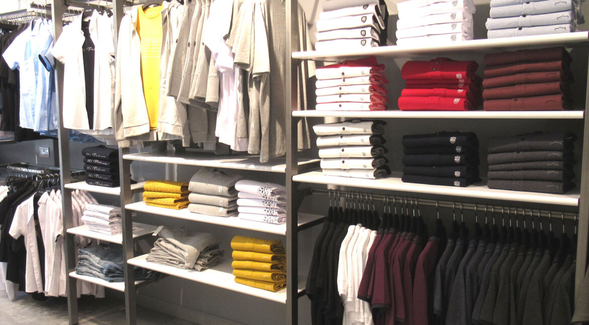 Shopfitting Wall systems: Deep Rear hanging