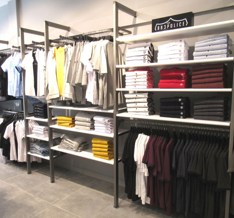 Shopfitting Wall systems: Deep Rear hanging