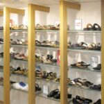 How do you choose the best wall display system for your store?
